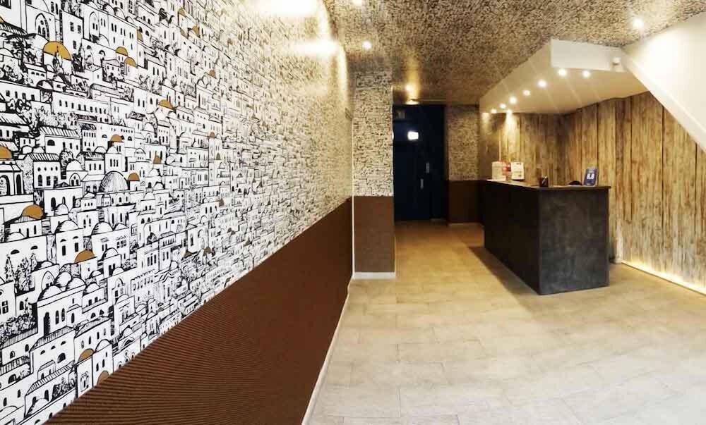 Hostal Ribas by null