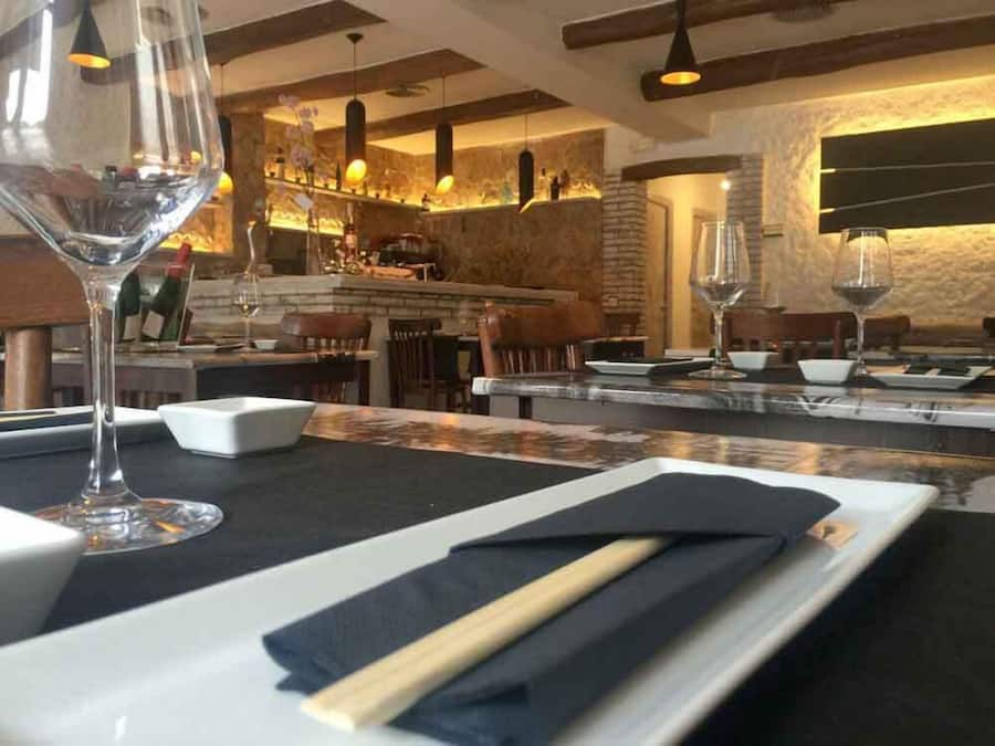 Café da manhã, almoço e jantar; sushi