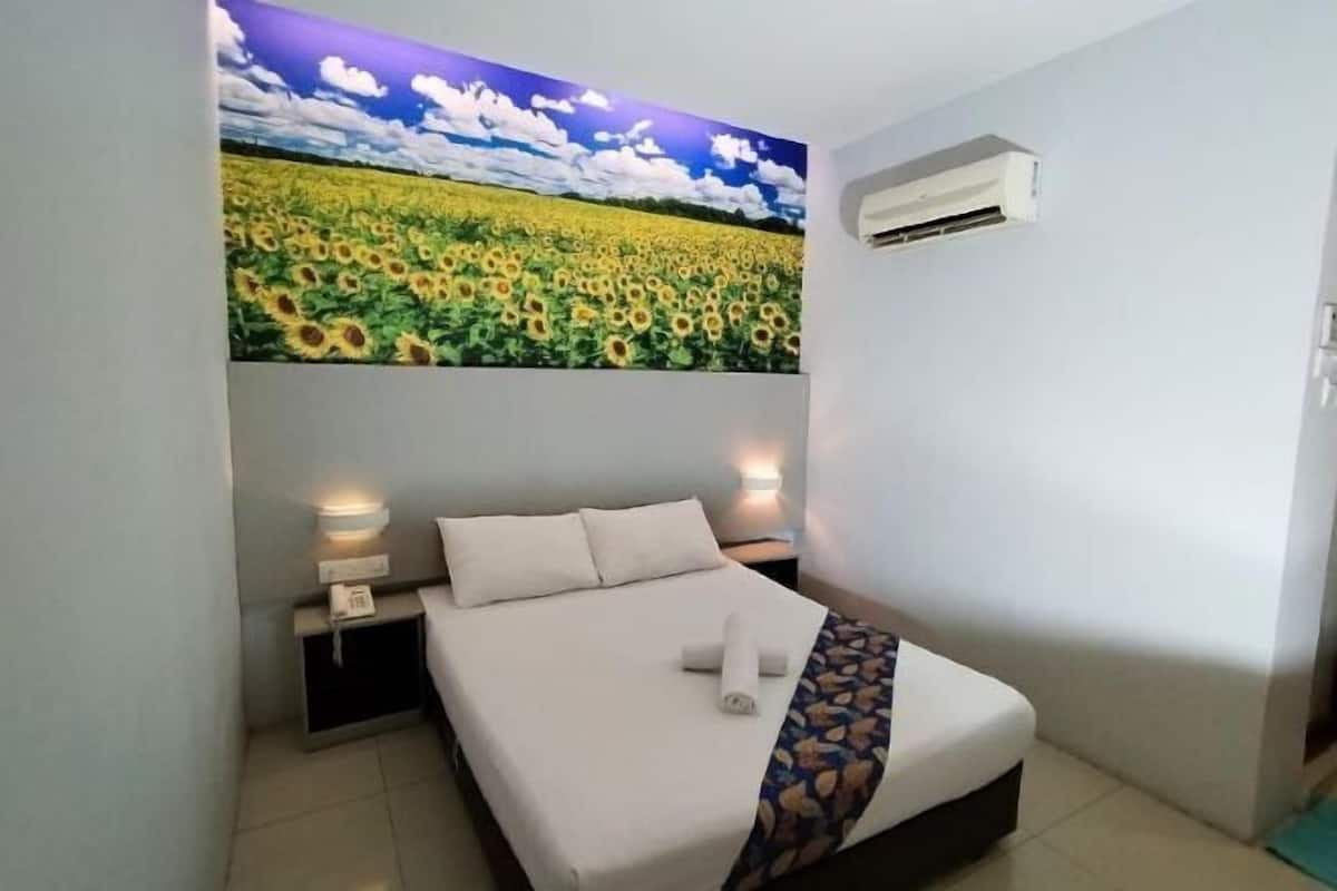 Bureau, chambres insonorisées, Wi-Fi gratuit, draps fournis