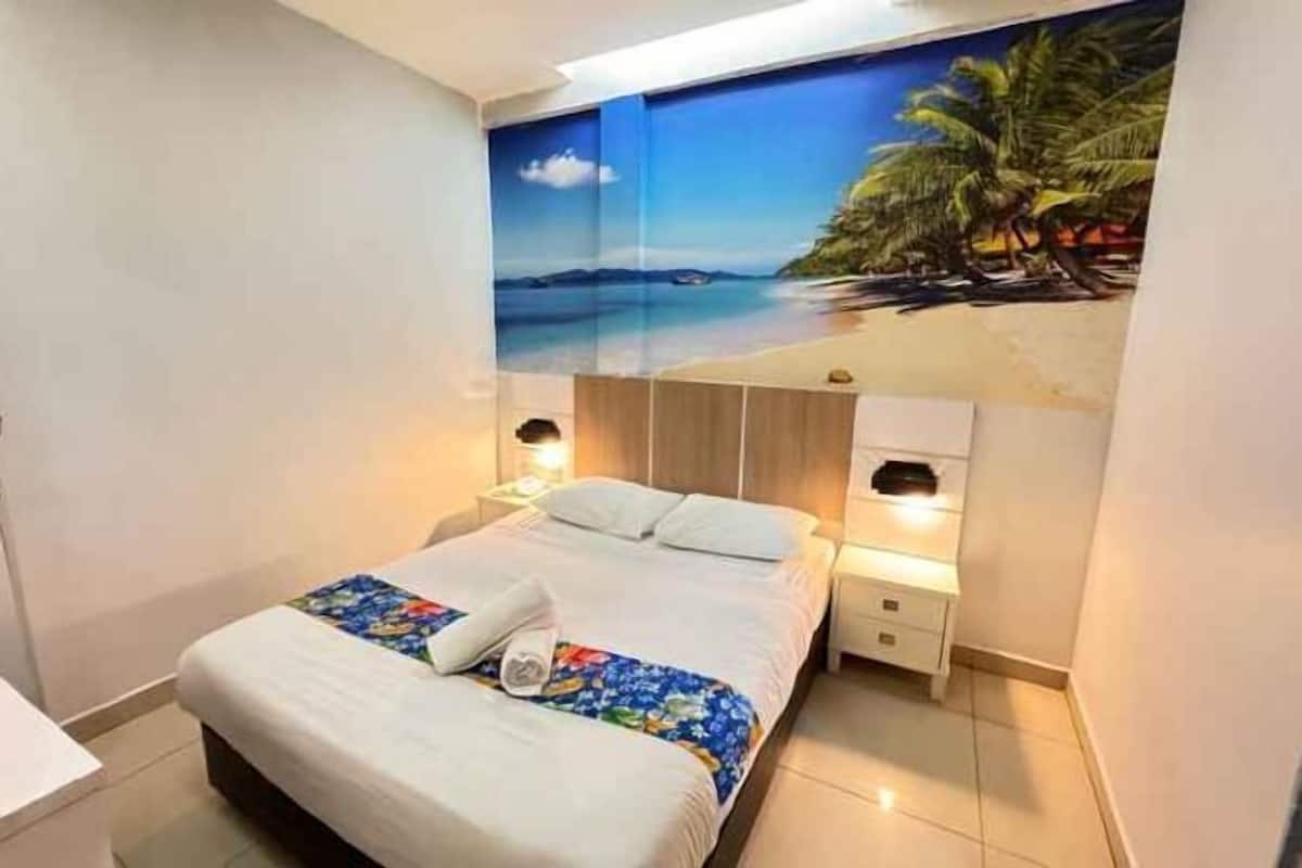 Individually furnished, desk, laptop workspace, free WiFi