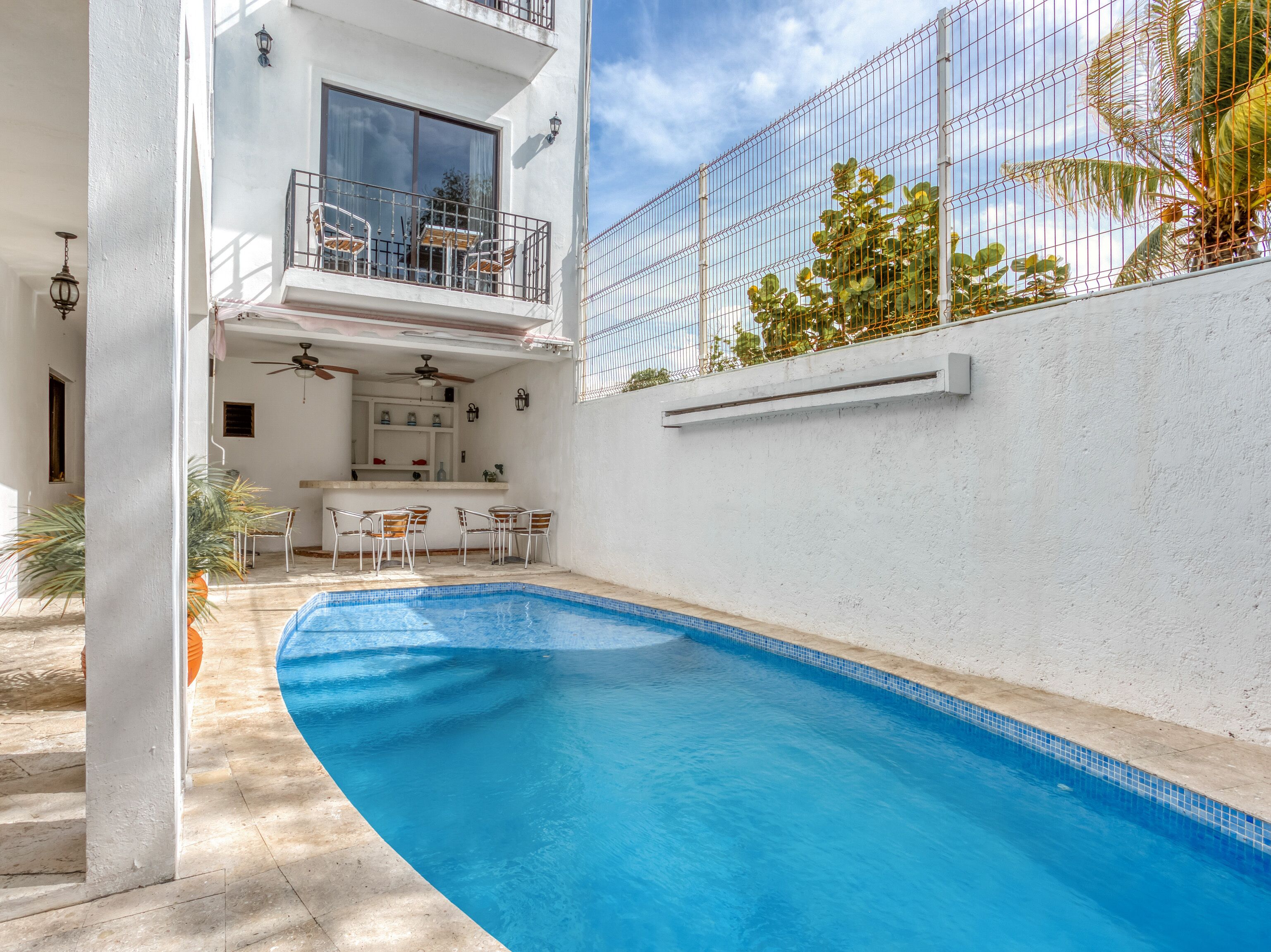 Chac Chi Hotel and Suites