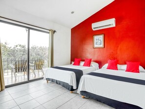 In-room safe, free WiFi, bed sheets - Suites Chac Chi (Isla Mujeres)