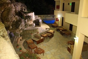 2 restaurants; breakfast, lunch, and dinner served - Scala Hotel (Marmaris)