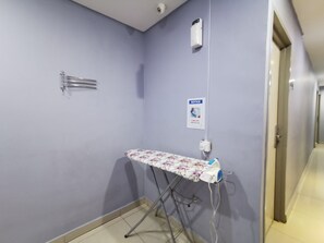 Iron/ironing board - Bluemoon Boutique Hotel (Kuala Lumpur)