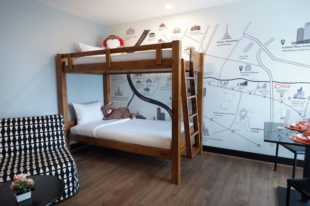 One Bedroom Suite with Bunk Bed | In-room safe, desk, laptop workspace, soundproofing