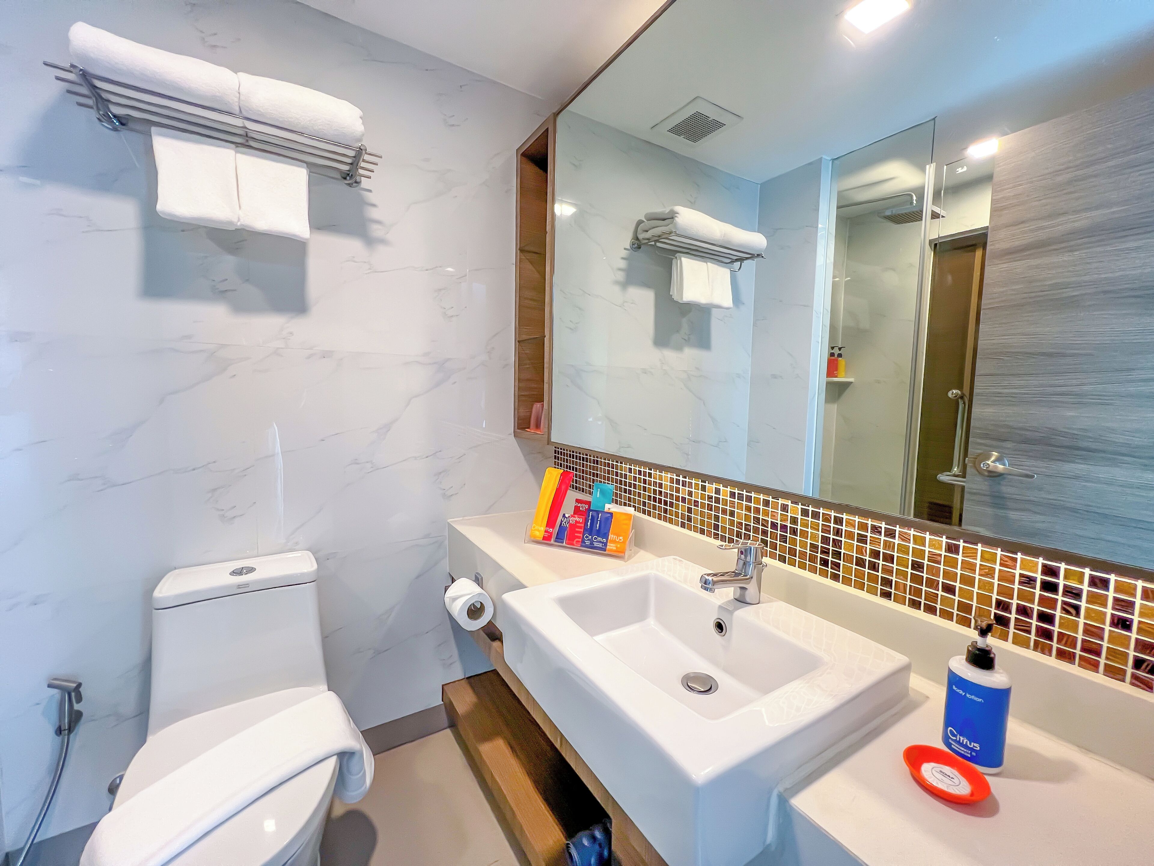 Photo - Citrus Sukhumvit 11 Bangkok by Compass Hospitality