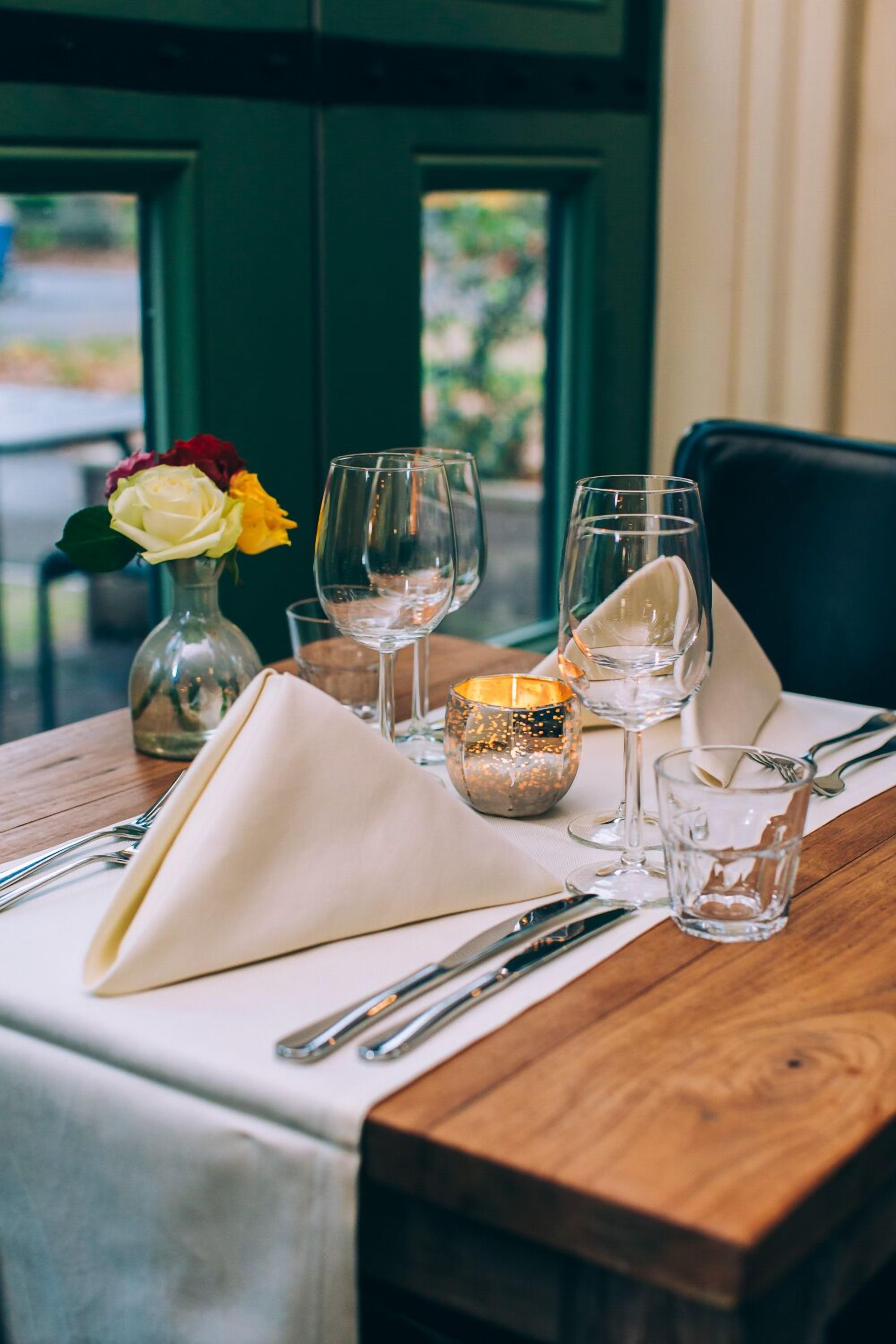 breakfast, lunch, dinner served; french cuisine