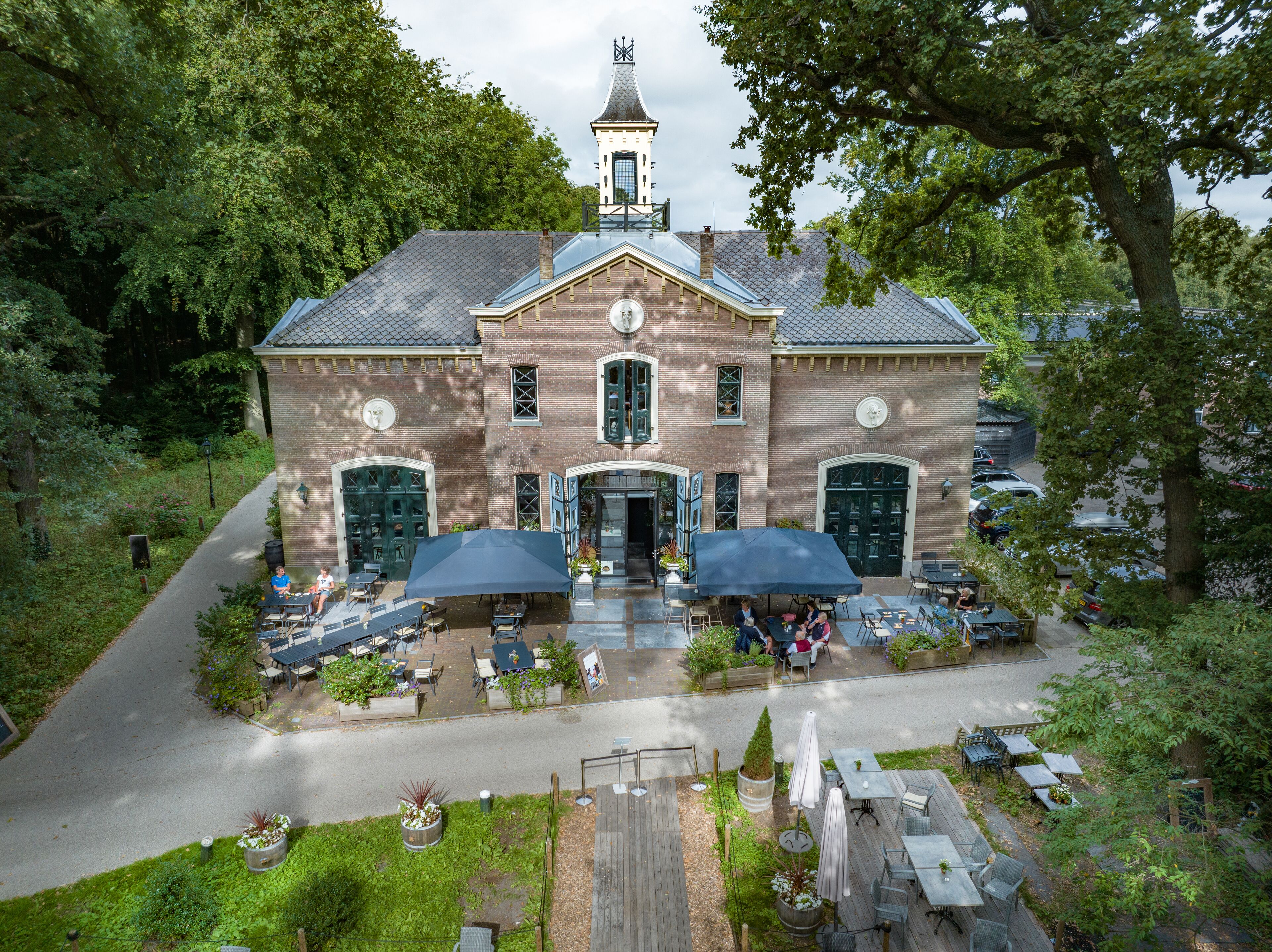 Facciata della struttura