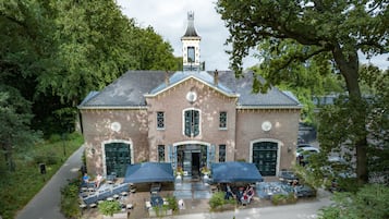 Facciata della struttura