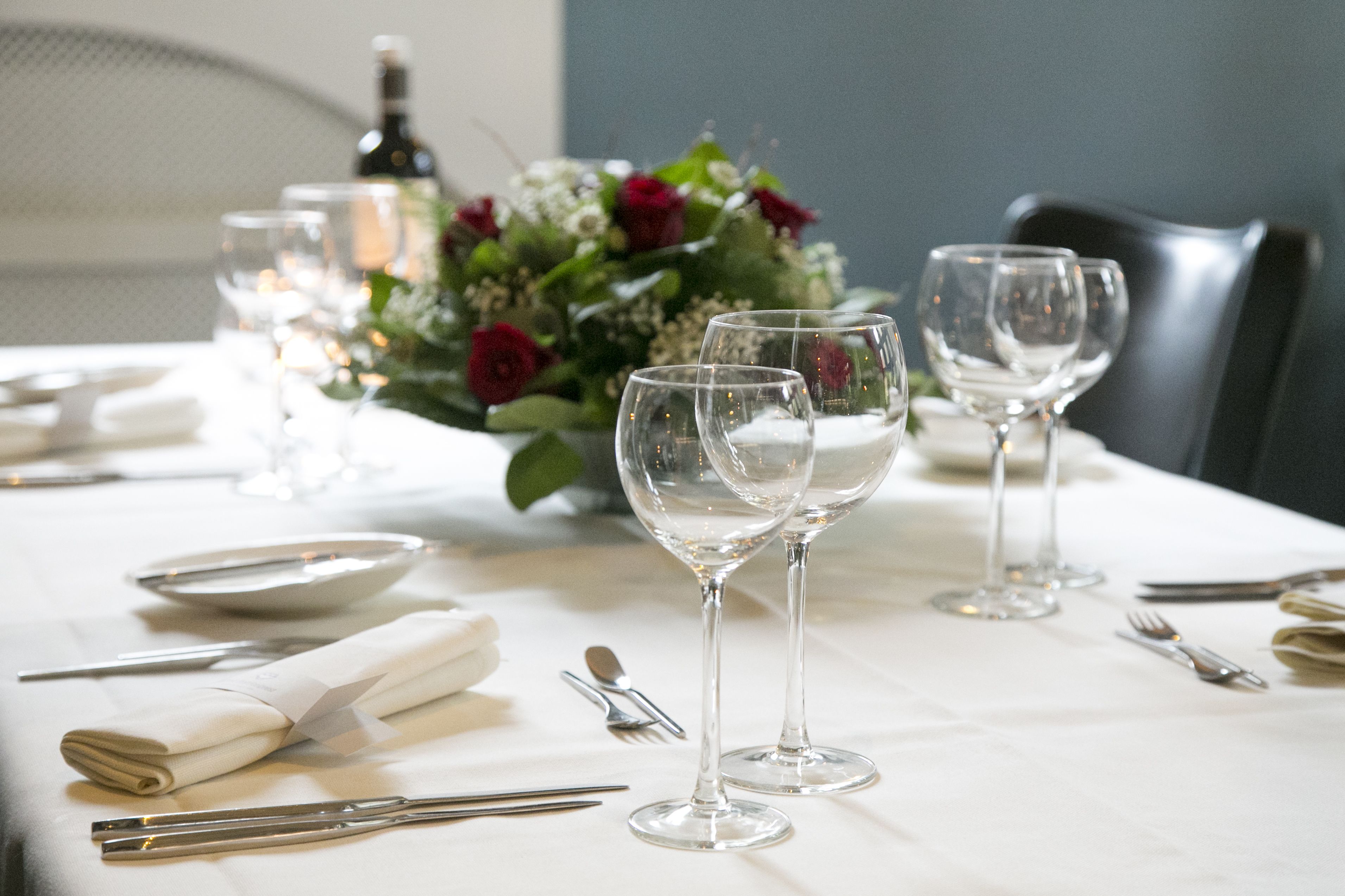 breakfast, lunch, dinner served; french cuisine