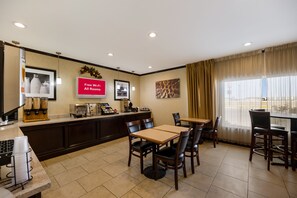 Ilmainen päivittäinen buffetaamiainen