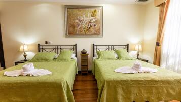 Premium House | Premium bedding, in-room safe, individually decorated