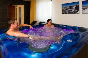 Bathtub spa indoor