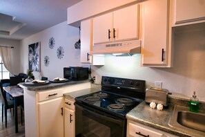 Fridge, microwave, oven, stovetop - Chic & Cozy 2 bedroom/1 bathroom - RATED BEST (Eagle Pass)