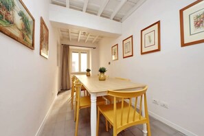 Dining - Torre Vecchiarelli - apt 1 (Roma)