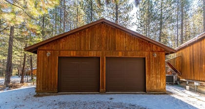 Cozy Sunriver Cabin Near Mt. Bachelor