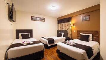 Tremannsrom – standard | Safe på rommet, strykejern/-brett, wi-fi (inkludert) og sengetøy