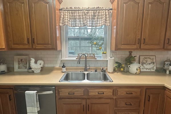 Frigorífic, microones, forn i placa de cuina