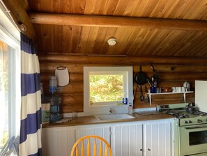 Cabin #6 Pine Point | Private kitchen