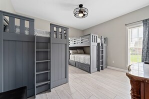 4 bedrooms, desk, iron/ironing board, travel cot
