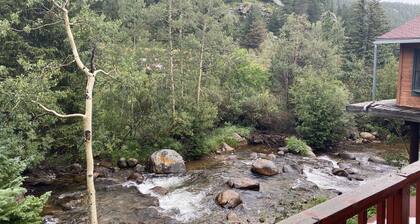 Cozy Family Cabin in Peaceful Valley Ranch