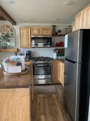 Oven, stovetop