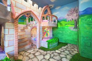 8 bedrooms, iron/ironing board, travel cot, WiFi