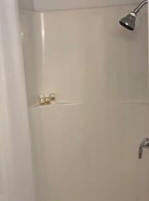 Shower, hair dryer, towels, soap - Cozy Suite *Excellent location* FREE Wi-fi/Netflix (McAllen)