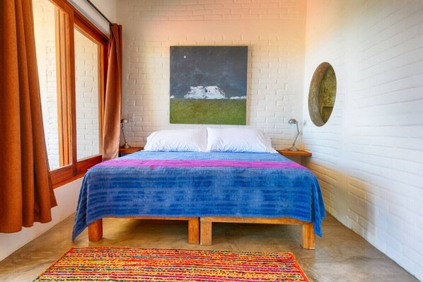 1 bedroom, desk, iron/ironing board, free WiFi