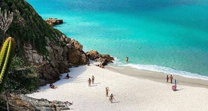 CASA MARAVILHOSA 6 QUARTOS