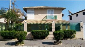 Villa | Exterior