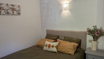 1 chambre, fer et planche Ă repasser, Wi-Fi, draps fournis