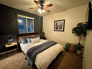 3 bedrooms, iron/ironing board, travel cot, free WiFi