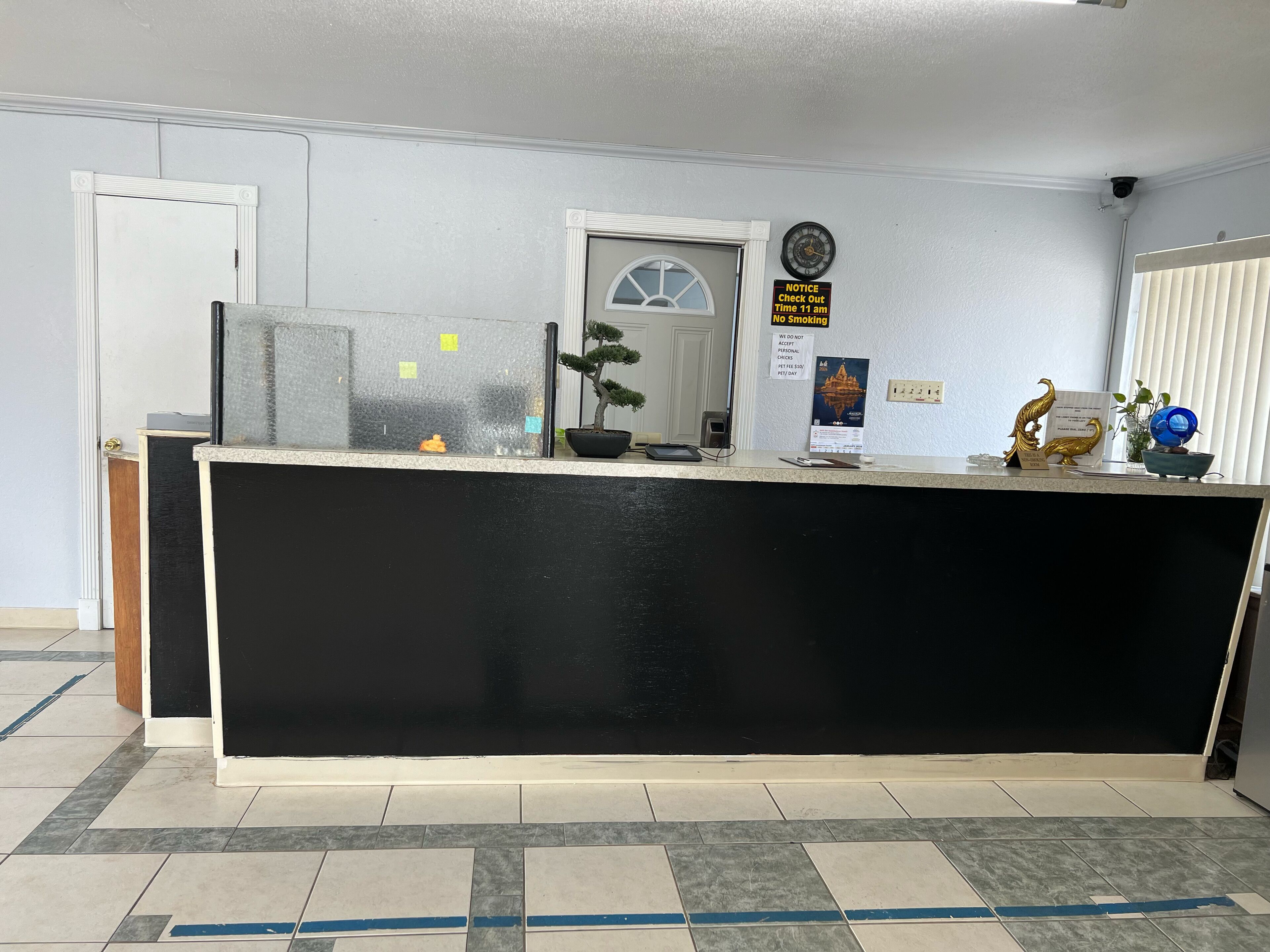 ด้านหน้าที่พัก