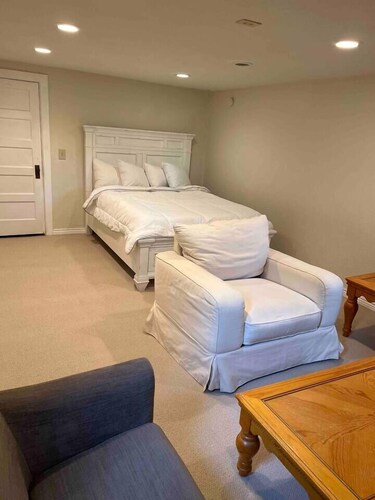 Wash Park Tudor Mother In Law Apt Sleeps 4 - Denver, CO