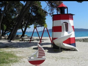 Children’s area - Lavanda Penthouse - Studio Apartment with Sea View (Kastel Luksic)