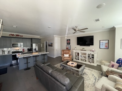 Brand new condo available, 5 minutes to stadium and 1.5 miles off the square.