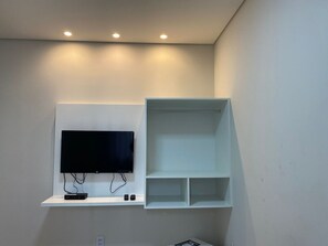 Comfort Triple Room | Soundproofing, free WiFi - Honório Pousada  (Tucano)
