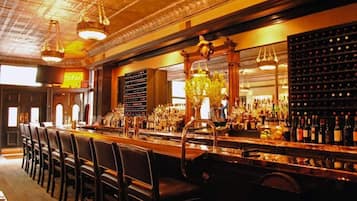 Bar (en la propiedad)