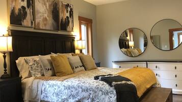 6 多间卧室、办公桌、熨斗/熨衣板、旅行婴儿床