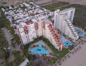 Front of property - Departamentos QM2 (Mazatlán)