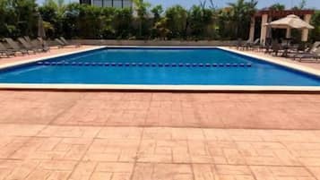 Alberca al aire libre