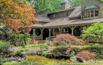 WaterView's "Iconic Gem" 
8 bdrm estate home on 100 acre estate property.