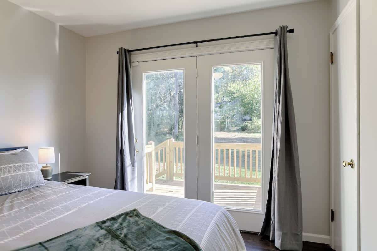 4 chambres, fer et planche à repasser, Wi-Fi, draps fournis