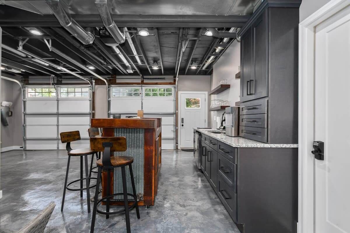 Amazing 30Day Stay_Hockey_Arcade_Walkable