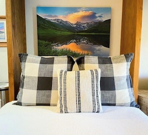1 bedroom, free WiFi, bed sheets - Mountain Escape Granby Cozy Condo Winter Park RMNP (Granby)