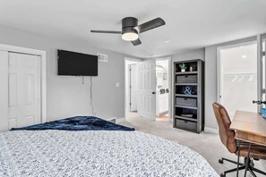 5 bedrooms, iron/ironing board, WiFi, bed sheets