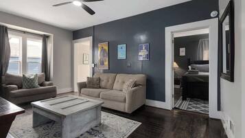 Televisión, oficina