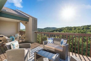 Property grounds - Lake Views|2BR Condo w/King Beds|Relax_Near SDC (Branson)