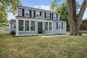 Exterior - Large Home_5BR|Sleeps 11|Family Fave+FiFa WC 26 (Mission)